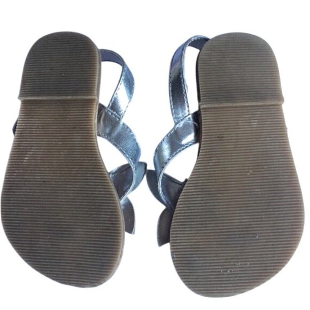 Gap Silver Metallic Butterfly Sandals Adjustable Strap Toddler Size 5 Summer - Picture 5 of 6